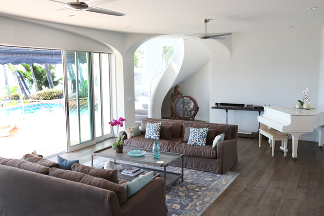 BLue Sky Villa Maui Living room